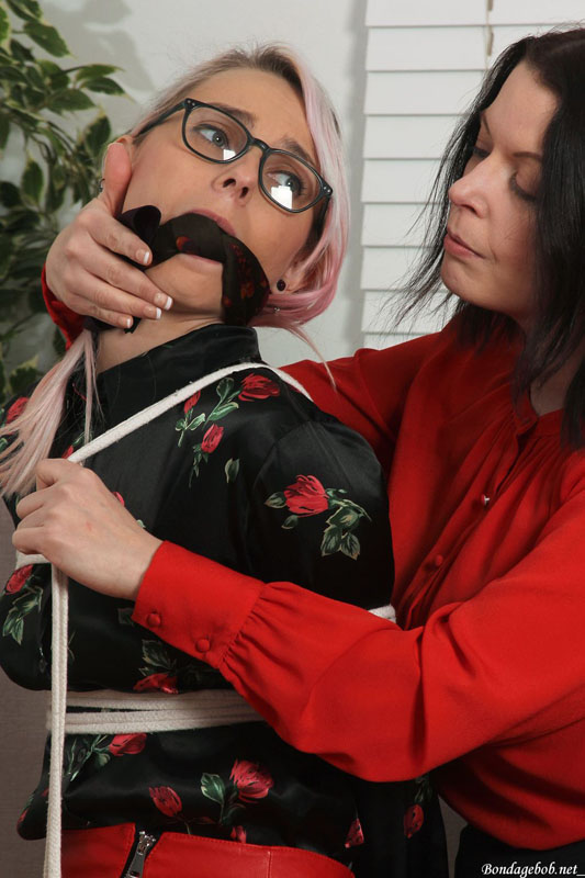 Chloe Toy Shoot Feb 22 2000-chloe-toy-shoot-feb-22.jpg