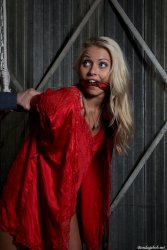 68 exclusive pictures.