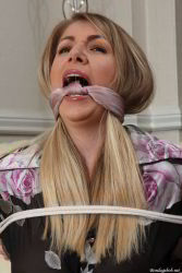 72 exclusive pictures.