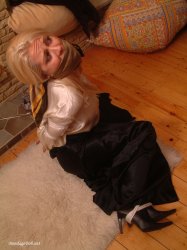 42 exclusive pictures.