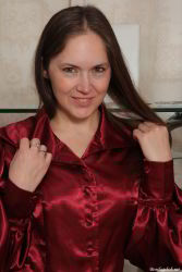 12 exclusive pictures.