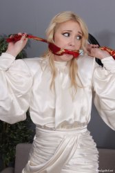 65 exclusive pictures.